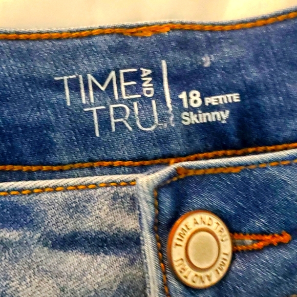 Womens time and tru jeans size  18 petite skinny new - Picture 2 of 3